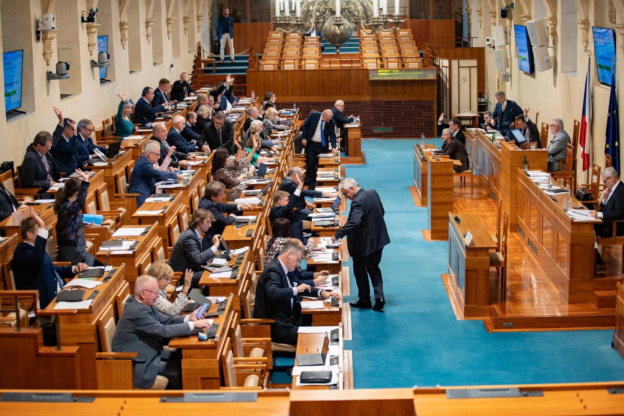 Shrnutí 29. schůze Senátu Parlamentu ČR dne 9.10.2024: